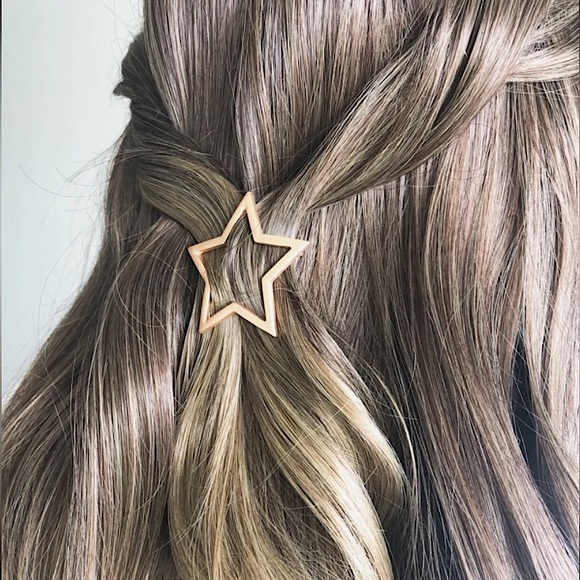 ⚜️[𝟯/$𝟭𝟴]⚜️Star Shaped Simple Barrette NEW - Picture 11 of 12